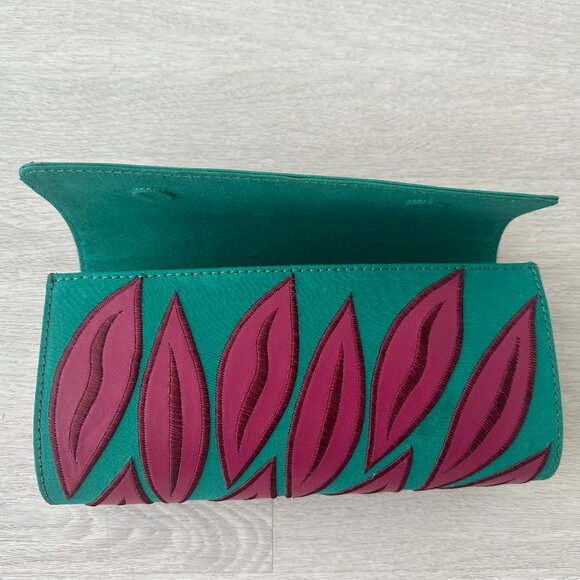 Nanette Lepore Clutch Green Fuchsia Pink Leather Leaves Stitched (Never Worn) - Picture 8 of 8